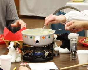 Eating fondue